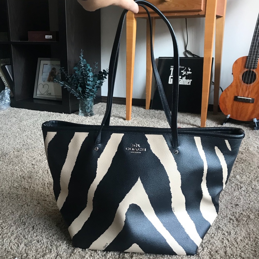 NWOT Zebra Striped Authentic Coach Purse